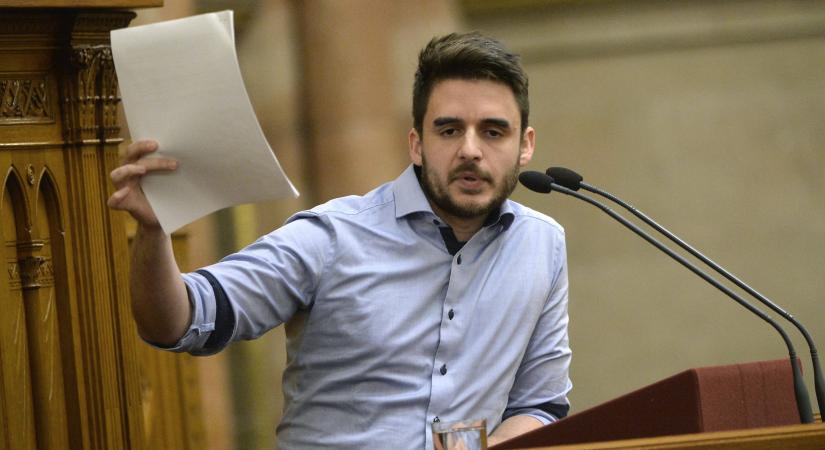 A Momentum újra felkéredzkedett a DK listájára