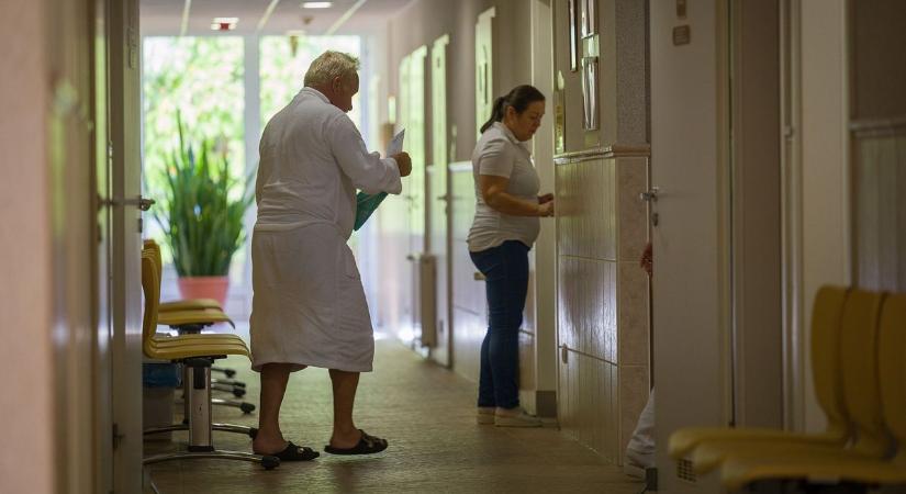 Visszakapja a turizmus januártól a teljes SZÉP-kártya keretet