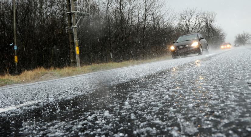 Időjárás: hétvégén is ónos eső okozhat problémát az utakon