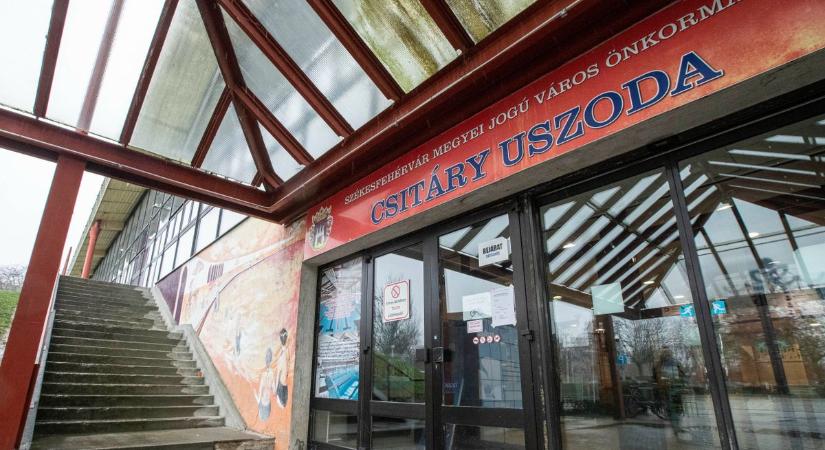Újabb kormányzati támogatást kap a fehérvári uszoda