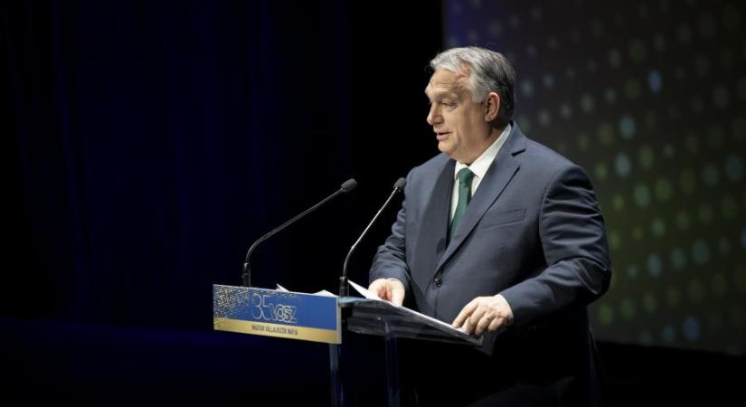 Orbán Viktor: Nem szabad felülni annak a mesének, hogy a pénznek nincs szaga