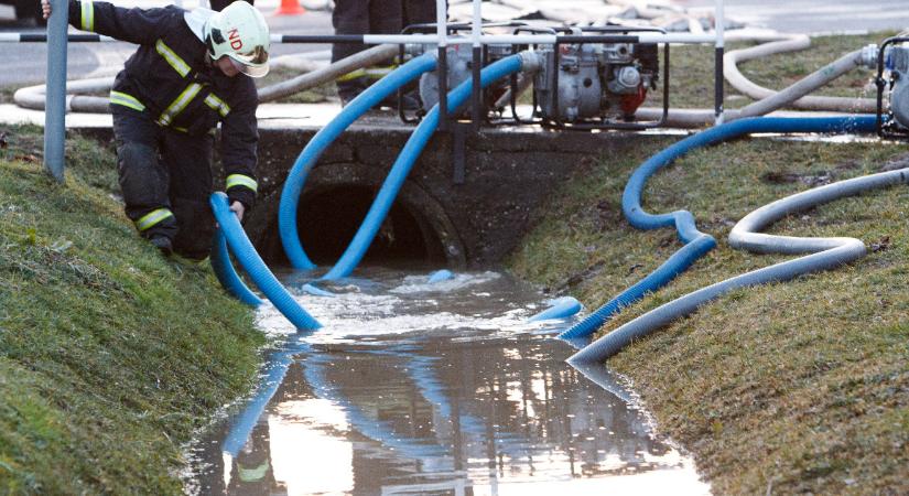 Elárasztotta Szigetszentmárton és Szigetszentmiklós utcáit az esővíz