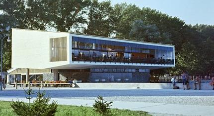 Befejeződött a Balaton-part emblematikus épületének felújítása