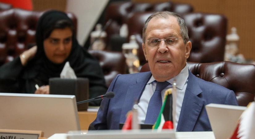 Döbbenetes választ adott az orosz külügyminiszter a szemtelenkedő német újságírónak