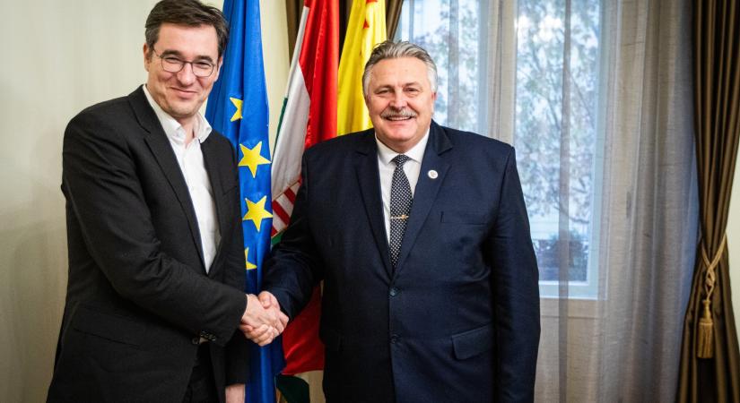 Karácsony Gergely találkozott a miskolci polgármesterrel, akit a DK és az LMP leváltana