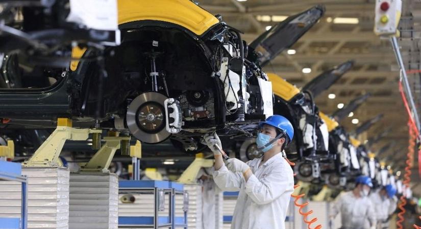 Egy újabb japán autógyártó dobja be a törülközőt Kínában? - Százakat bocsát el a Honda
