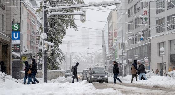 Akkora hó esett le Münchenben, hogy elmarad Schaferék meccse