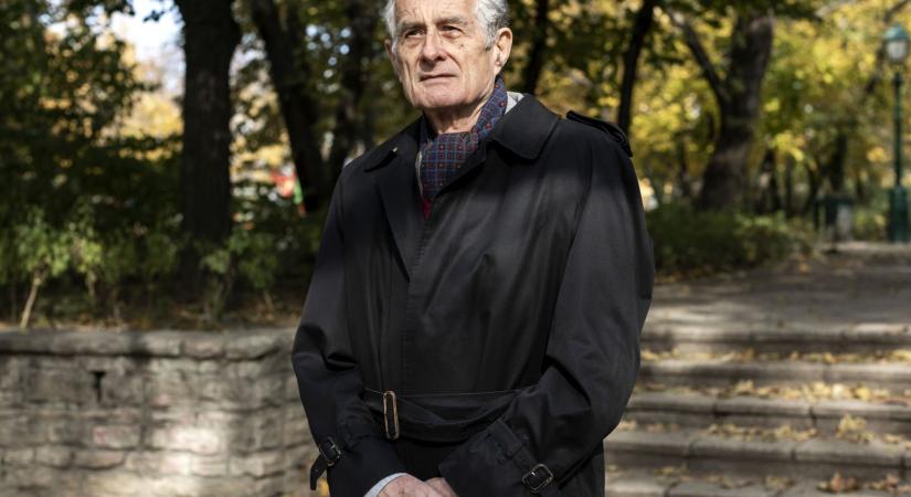 „Az udvari tanácsos elborulva nézte a bécsi jólétet”