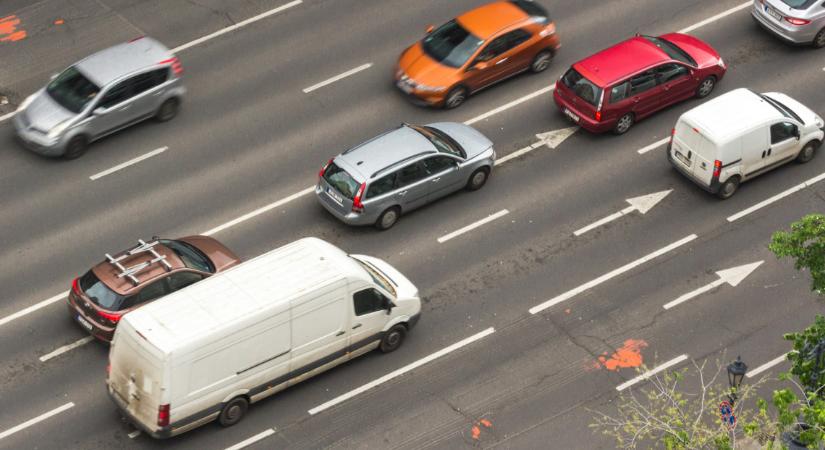 Autósok, figyelem! Rendkívüli jelentőségű csomópont készült el az M1-es autópályán