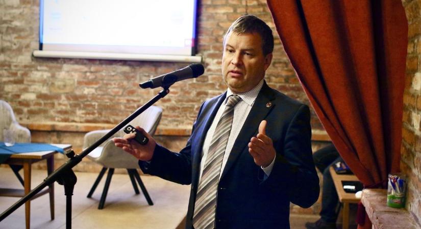 Csökkenteni kellene a fogyasztást - fotógalériával