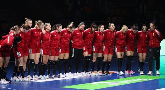 A továbbjutás küszöbén a magyar női kézilabda-válogatott