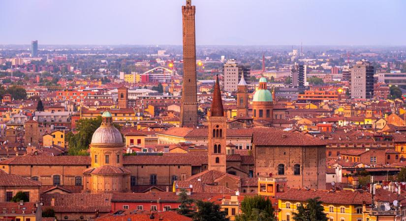 Összedőlhet Bologna saját, 12. századi ferde tornya