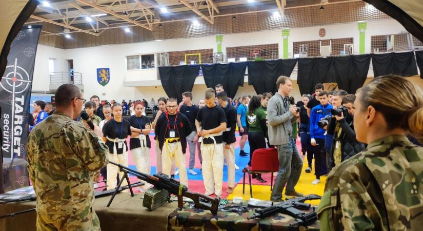 A Rózsa Boys nyerte Hevesen az önvédelmi válogatót