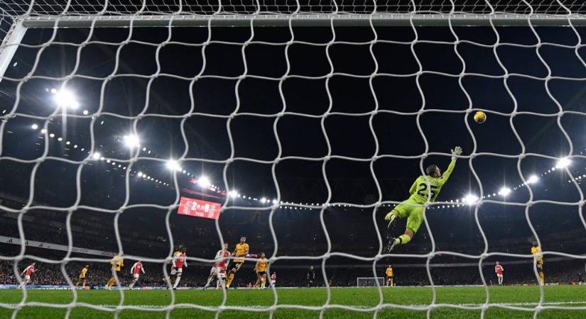 Vágtat a Premier League élén az Arsenal