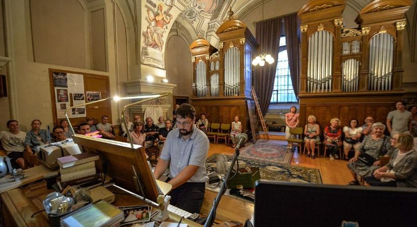100 éves az orgona, Gyöngyösre érkezett az adományozó dédunokája