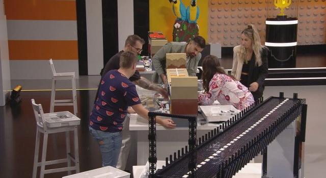 Félórával a vége előtt ketté roppant egy híd a LEGO Masters 3. epizódjában