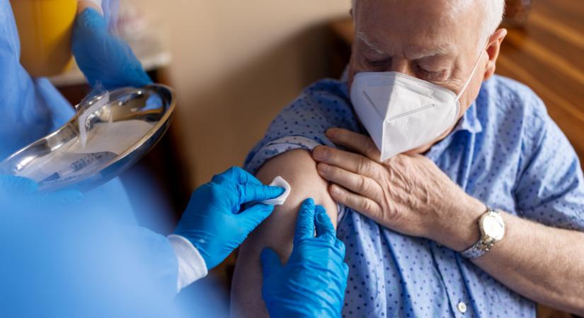 Kiderült az igazság a Pfizer emlékeztető oltásáról: ezt nehéz lesz kimagyarázni