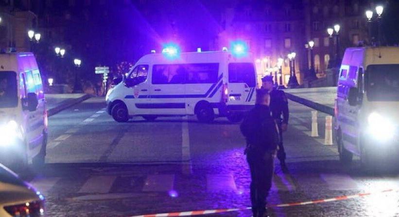 Terrortámadás történt Párizsban