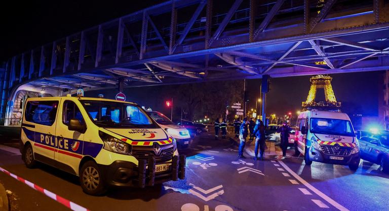 Késes támadás történt Párizs belvárosában, terrorizmus gyanúja miatt nyomoz a hatóság