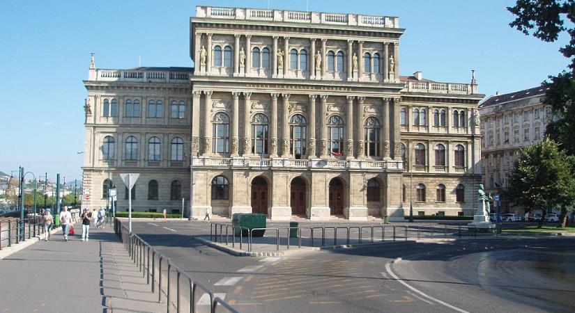 Simán leszavazták a Fidesz-barát elnökjelöltet az MTA egyik bizottságában