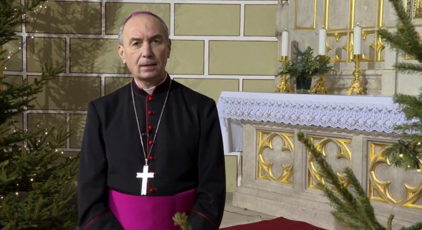 Hogy mi? Állítólag fejenként egymillió forintot kér a veszprémi érsek az egyházmegye papjaitól