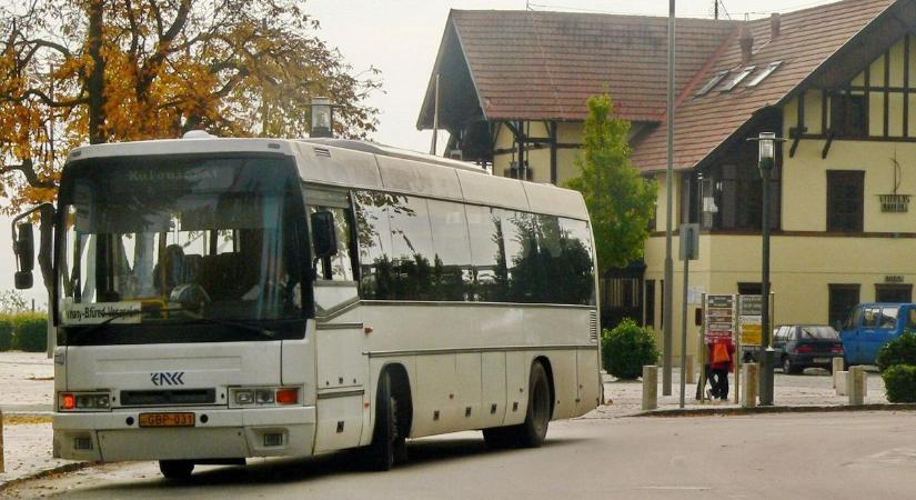 Bő két hónapig elterelik a helyi és helyközi buszokat Balatonfüreden