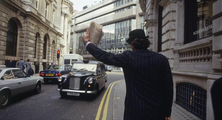 Békejobb: már az Uber alkalmazásával rendelhető jövőre a hagyományos londoni taxi