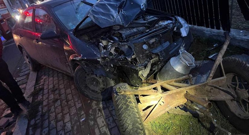 Balesetben súlyosan megsérült egy szekeres, a lova pedig elpusztult
