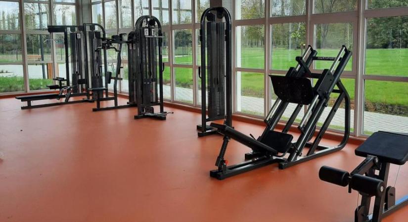 400 milliós sportközpontnak indult, de végül egy konditerem és pingpongasztal lett belőle Kiskörén