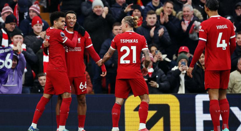 PL: szabadrúgásból lőtt bombagólt Trent Alexander-Arnold! – videóval