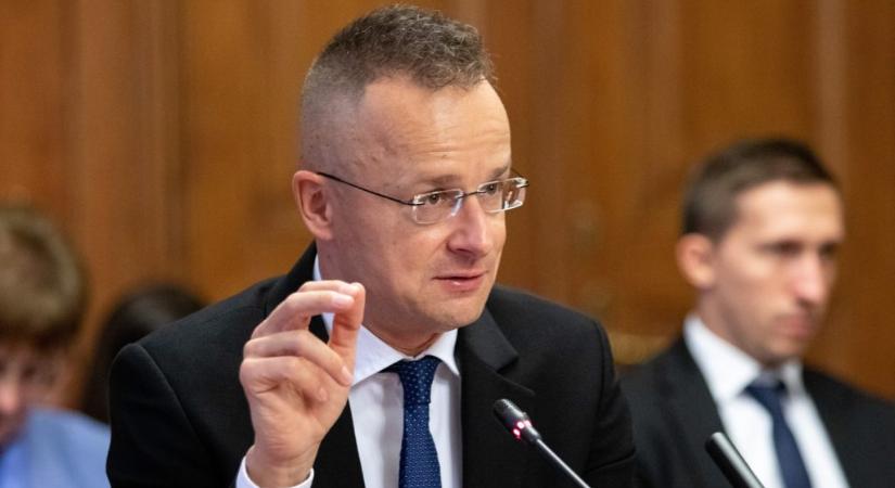 Szijjártó Péter: több támogatást ad az állam a kutatás-fejlesztési beruházásokra