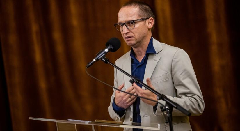Újabb öt évig Demeter Szilárd a Petőfi Irodalmi Múzeum főigazgatója