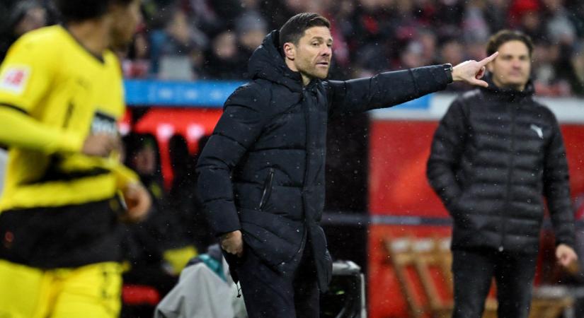 Sallait becserélték, tovább tart a Leverkusen elképesztő sorozata