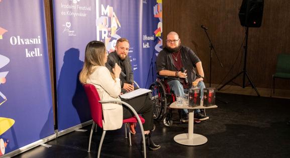 Bíró Szabolcs: A könyveim férfiaknak szóló romantikus regények