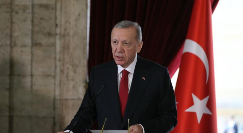 Török elnök: Bíróság elé fogják állítani az izraeli kormányfőt