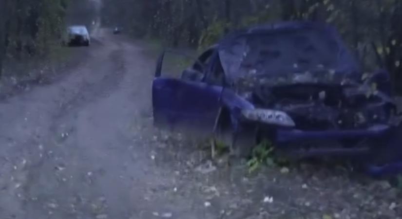 Nagy János: Elszállítják a déli határnál hagyott autóroncsokat