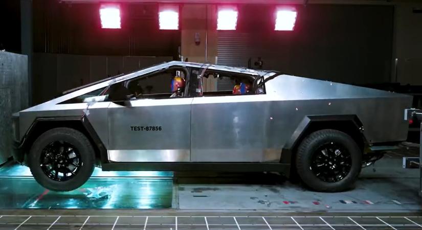 Így törik és így (nem) borul a Tesla Cybertruck