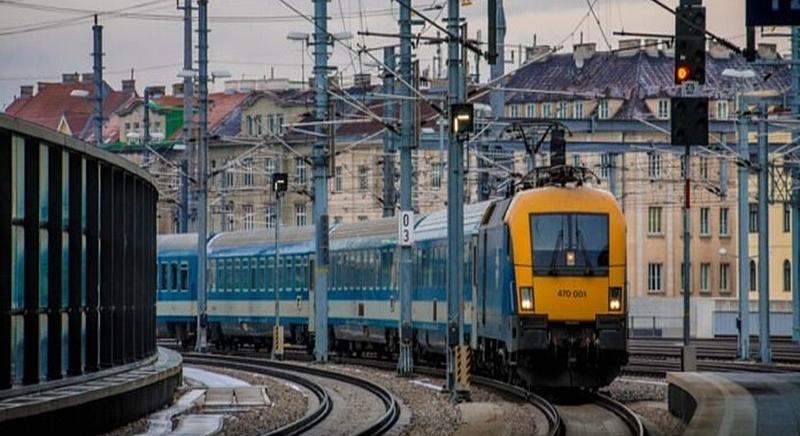 230 perc késéssel értek Budapestről Sopronba a MÁV utasai