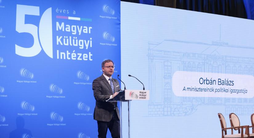 Orbán Balázs az Oroszlánkirállyal magyarázta el, miért különutas Magyarország
