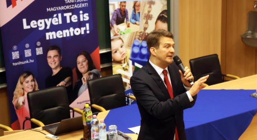 Ma már huszonegy egyetem hallgatói vesznek részt a Tanítsunk Magyarországért program