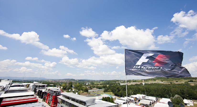 Épül-szépül a Hungaroring hipermodern új bejárata