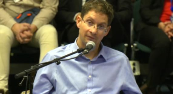 Lépett a Momentum az aktív eutanázia érdekében