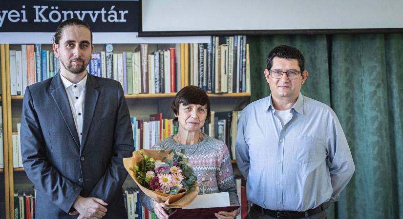 Az év könyvárosait ismerték el hétfőn a Békés Megyei Könyvtárban