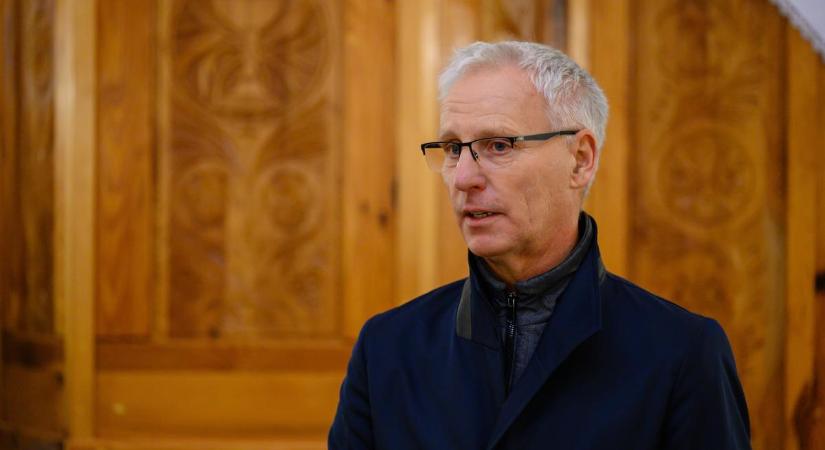 Új módszerrel próbálkoznak a csalók: így próbálják átverni az egyházakat