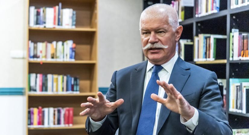 Csák János: Világbajnokok vagyunk a családokra fordított támogatásban