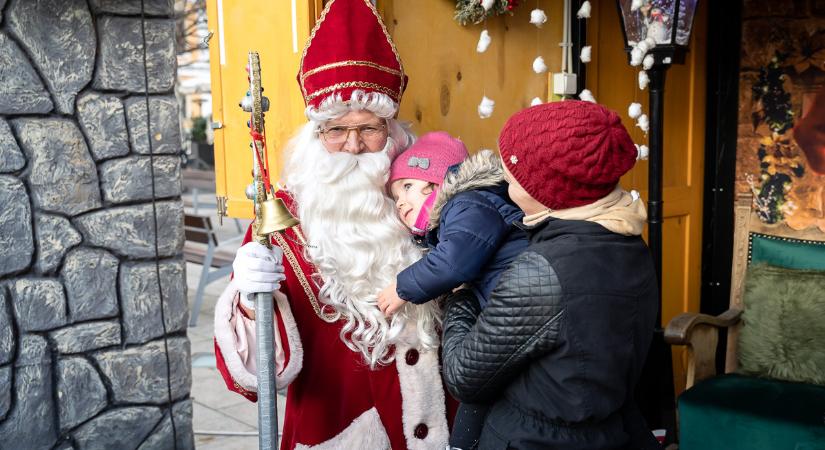 Érkezik a Mikulás Győrbe, mutatjuk, hol találkozhatunk vele!