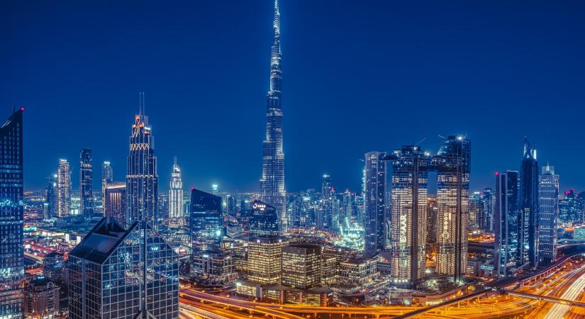 A rákosrendezői Maxi-Dubaj történelmi jelentőségű párbeszédet indukált