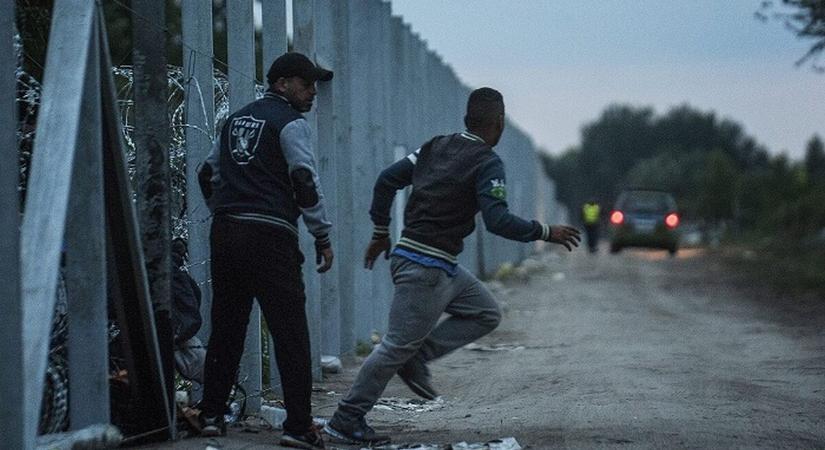 Alapjogokért Központ: a magyarok egységesen elutasítják Brüsszel migrációs álmegoldásait