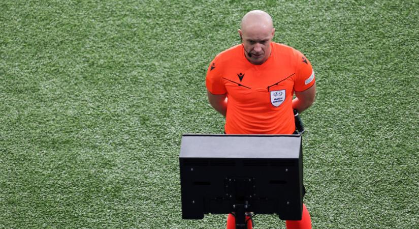 A magyar válogatott az elsők között próbálja ki az UEFA furcsa szabályváltoztatását