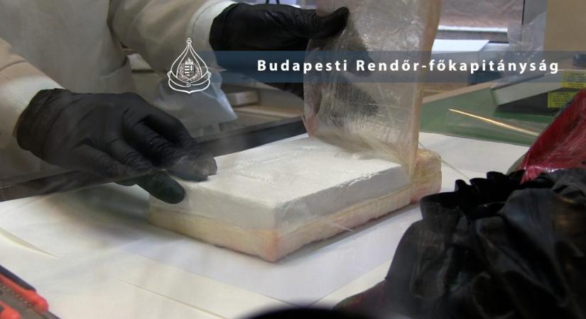 23 milliárd forint értékű kokaint talált a rendőrség a csepeli szabadkikötőben
